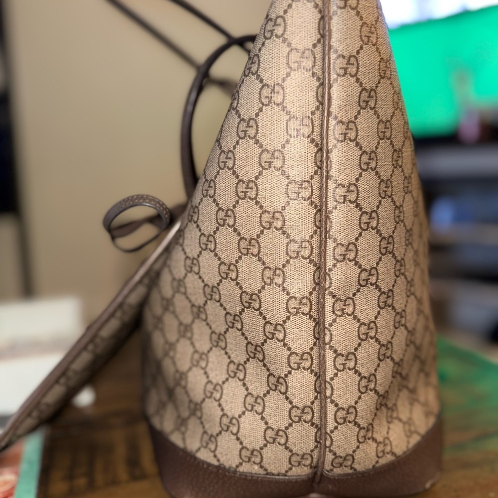 Gucci Beige and Brown Tote with Green and Red Stripe - Picture 7 of 9